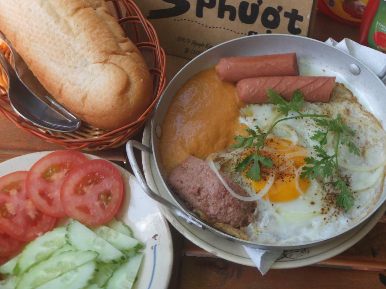 S Phuot Ban Me Homestay Buon Ma Thuot Εξωτερικό φωτογραφία